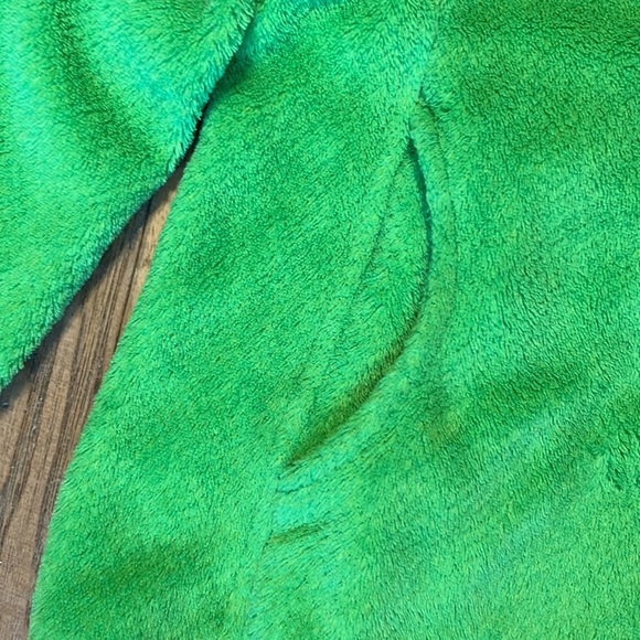 Womens Patagonia retool plush fleece pullover. Size medium. - Picture 3 of 5